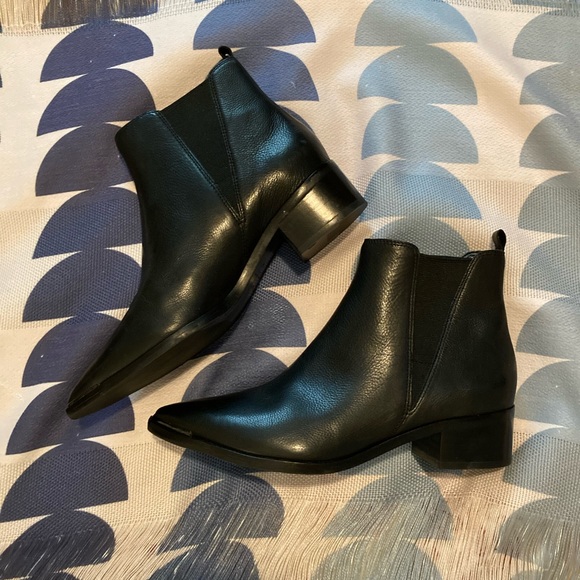 Marc Fisher Shoes - Marc Fisher Yale Pointy Toe Chelsea Bootie
